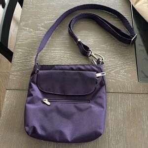 Travelon Anti-Theft Purple Nylon Classic Mini Crossbody Shoulder Travel Bag EUC
